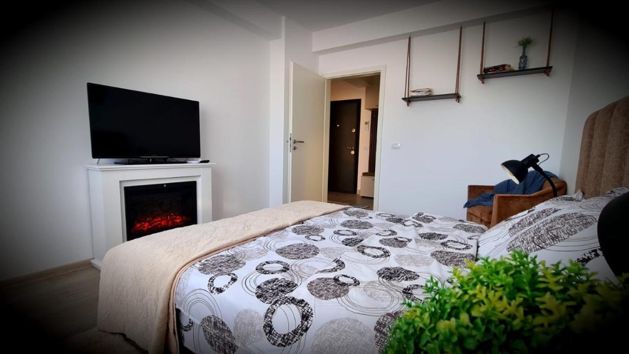 Cozy Studio Apartamento Braşov Exterior foto